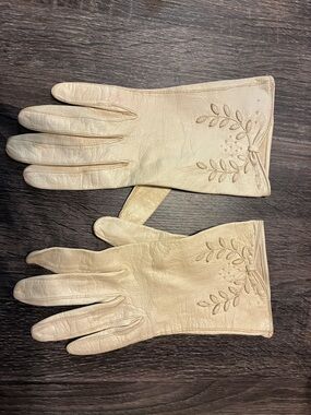 Vintage Aris of Paris Real Kidskin Leather Gloves - Made in France - Sz 6.5